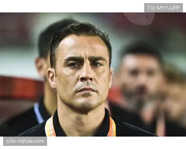 河内公安门将菲利普阮低级失误 但球队最终实现逆转